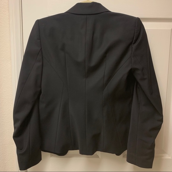 Ann Taylor Blazer. Size 2 Petite. Black. - Picture 4 of 9